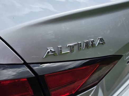 Used 2020 Nissan Altima 2.5 S FWD image 6