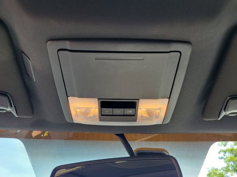 Used 2013 Ford F150 Platinum AWD/4WD image 29