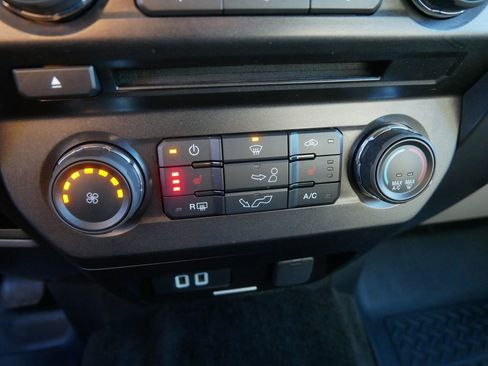 Used 2018 Ford F150 XLT w/ Equipment Group 302A Luxury image 24