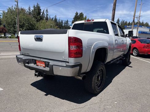 Used 2012 Chevrolet Silverado 2500 LTZ w/ LTZ Plus Package AWD/4WD image 7