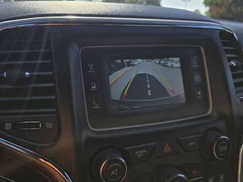 Used 2014 Jeep Grand Cherokee Limited image 9