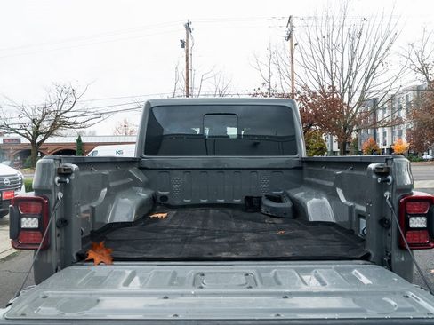 Used 2020 Jeep Gladiator Rubicon image 7