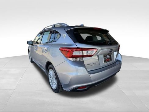 Used 2018 Subaru Impreza 2.0i Premium AWD/4WD image 3