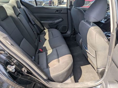 Used 2024 Nissan Altima 2.5 SV FWD image 24