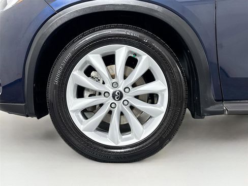 Used 2019 INFINITI QX50 Essential w/ Premium Audio Package image 58