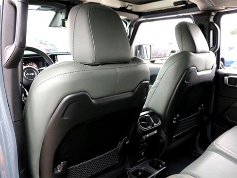 New 2026 Jeep Gladiator Mojave image 17