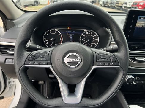 Certified 2025 Nissan Altima 2.5 SV w/ SV Special Edition Package FWD image 9