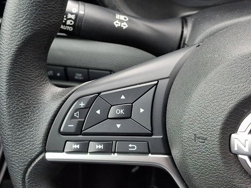 Used 2024 Nissan Sentra SV image 21