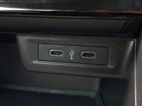 Used 2023 Volkswagen Jetta SE FWD image 24