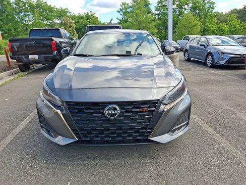 Used 2024 Nissan Altima 2.5 SR FWD image 4