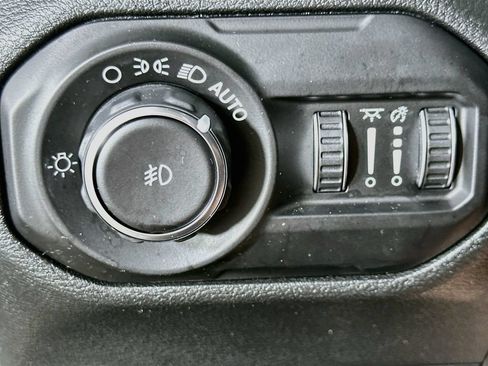 Used 2020 Jeep Wrangler Unlimited Rubicon w/ Quick Order Package 28Y Recon AWD/4WD image 21
