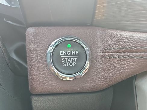 Used 2022 Ford Expedition Max Limited AWD/4WD image 30