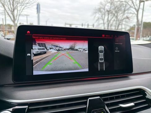 Used 2022 BMW 540i xDrive w/ Convenience Package image 16