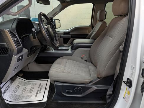 Used 2018 Ford F150 XLT w/ Equipment Group 302A Luxury AWD/4WD image 11