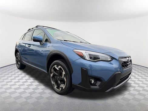 Used 2023 Subaru Crosstrek 2.5i Limited w/ Popular Package #3 image 3