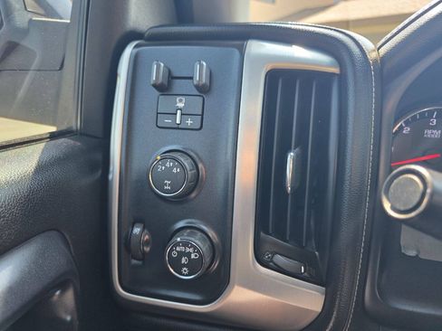 Used 2015 GMC Sierra 2500 SLE AWD/4WD image 18