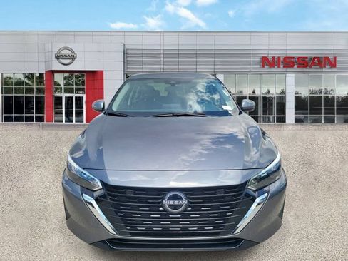 Used 2025 Nissan Sentra SV FWD image 7