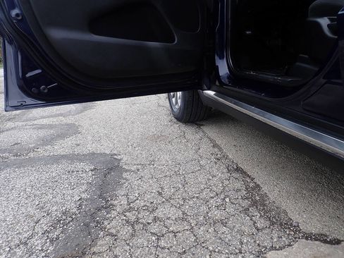 Used 2018 Dodge Durango SXT w/ 3rd Row Seating Group image 10