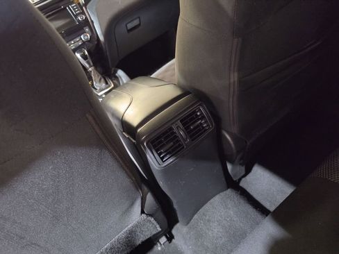 Used 2019 Nissan Rogue Sport SV FWD image 21