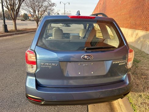 Used 2017 Subaru Forester 2.5i w/ Alloy Wheel Package image 3