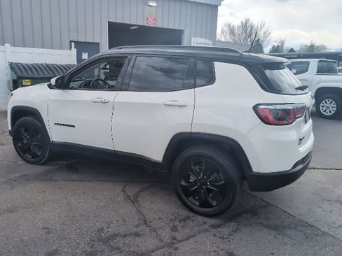 Used 2018 Jeep Compass Latitude w/ Popular Equipment Group image 3