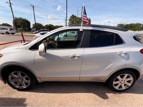 Used 2016 Buick Encore Leather w/ Experience Buick Package FWD image 2