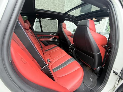 Used 2021 BMW X5 M w/ Competition Package AWD/4WD image 45