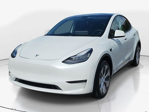 Used 2020 Tesla Model Y Long Range AWD/4WD image 11