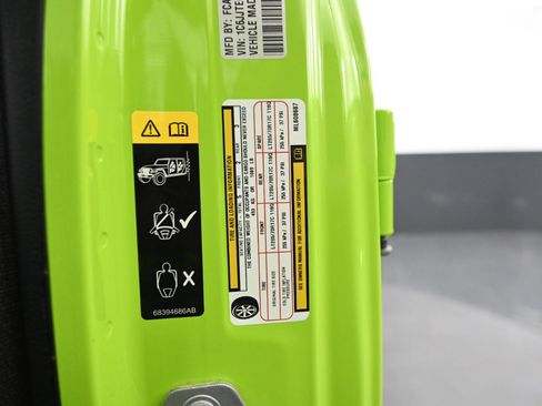 Used 2021 Jeep Gladiator Mojave image 32