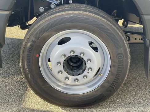 New 2024 Ford F450 XL w/ XL Chrome Package RWD image 10