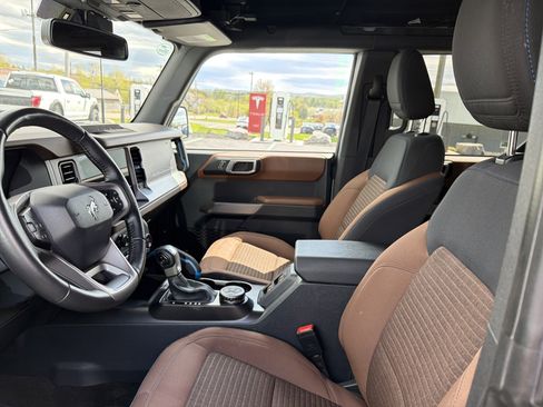 Used 2023 Ford Bronco Outer Banks AWD/4WD image 7
