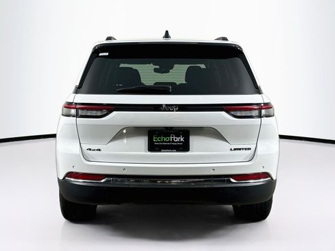 Used 2023 Jeep Grand Cherokee Limited w/ Trailer Tow Prep Group (B) AWD/4WD image 7