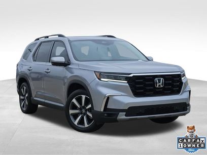 Used 2025 Honda Pilot Elite