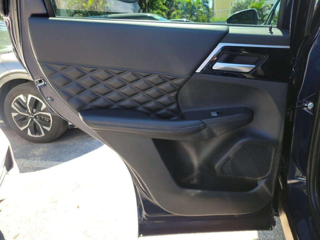 Used 2022 Mitsubishi Outlander SEL FWD image 14