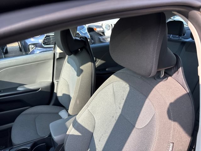 Used 2025 Kia K4 FWD image 9