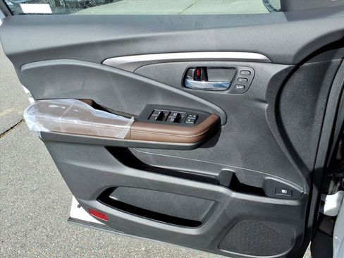 New 2026 Honda Ridgeline RTL image 24