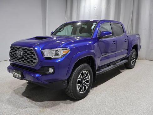 Used 2023 Toyota Tacoma TRD Sport AWD/4WD image 7
