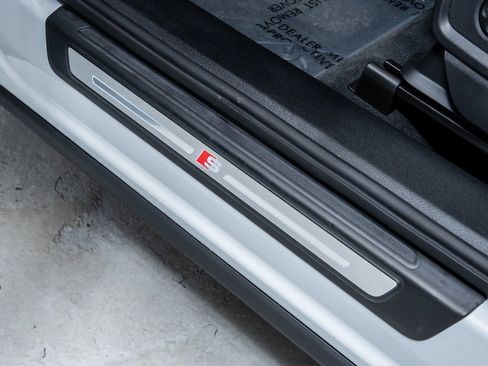 Used 2025 Audi SQ5 Premium Plus image 24