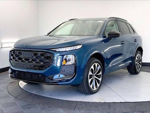 New 2026 Audi Q3 quattro 2.0T image 2