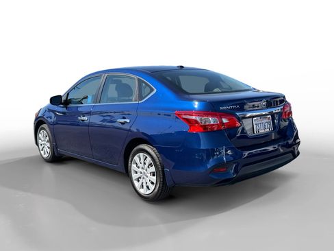 Used 2016 Nissan Sentra SV w/ Electronics Package FWD image 3