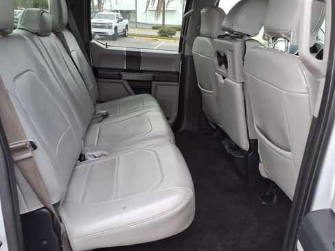 Used 2016 Ford F150 XLT AWD/4WD image 16