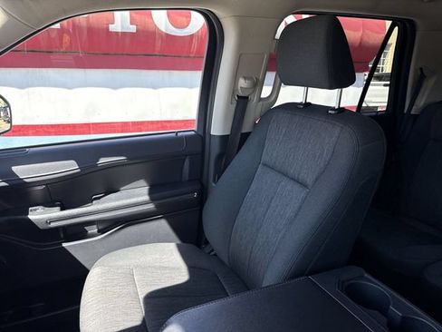 Used 2022 Ford Expedition XLT RWD image 17