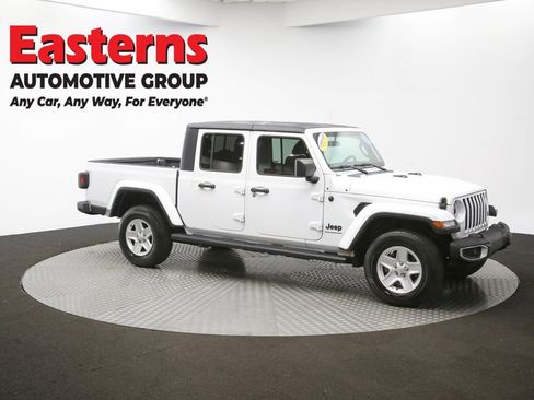 Used 2023 Jeep Gladiator Sport image 48