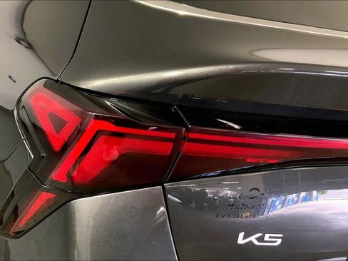 Certified 2025 Kia K5 LXS FWD image 27
