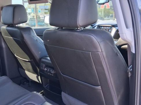 Used 2019 Chevrolet Tahoe Premier AWD/4WD image 8