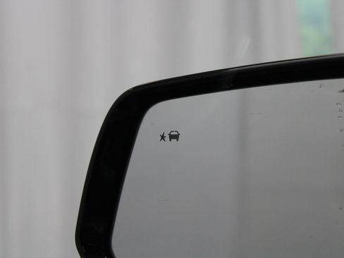 Used 2020 Chevrolet Traverse RS w/ LPO, Floor Liner Package FWD image 41