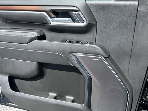 New 2026 GMC Sierra 2500 Denali w/ Denali Reserve Package AWD/4WD image 25