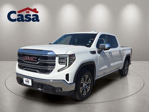 Used 2025 GMC Sierra 1500 SLT AWD/4WD image 1