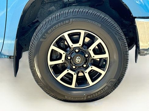 Used 2016 Toyota Tundra Limited w/ Limited Premium Package AWD/4WD image 31