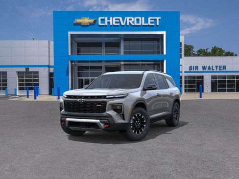 New 2026 Chevrolet Traverse Z71 w/ Driver Confidence Package image 8